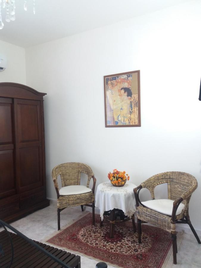 Bed and Breakfast Le Lumie Pachino Esterno foto